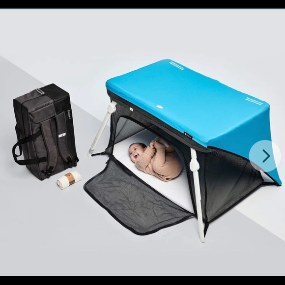 Guava Lotus Bassinet/Crib convertible pack & play - Picture 7 of 9